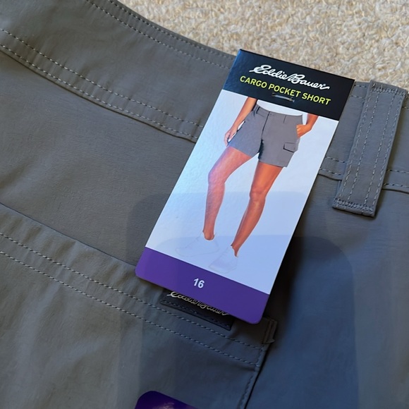 Eddie Bauer Cargo Pocket Shorts #009 - Picture 3 of 5